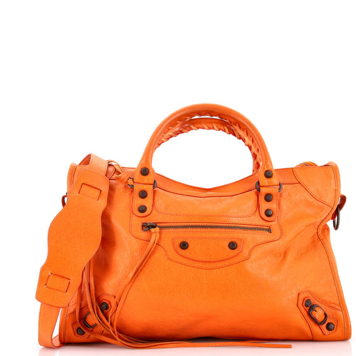 City Classic Studs Bag Leather Medium
