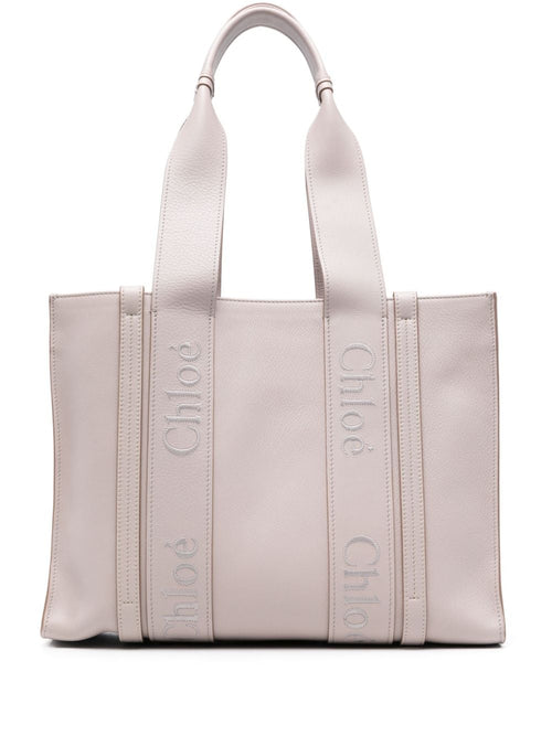 Women's Woody Leather Medium Tote in Grey | Size UNI | CHC24SS383M40