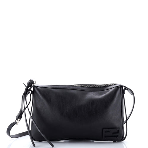 FENDI Simply Shoulder Bag Leather Medium