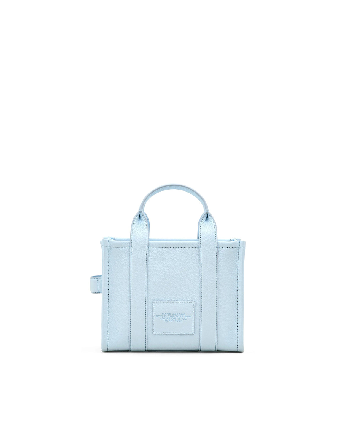 Marc Jacobs src:https://cdn.shopify.com/s/files/1/0705/3525/0059/files/ai_2026---marc_20jacobs---h009l01sp21465_1_p.jpg