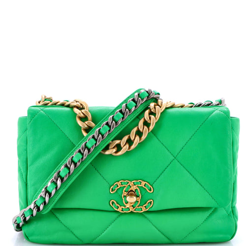 CHANEL 19 Flap Bag Quilted Leather Medium