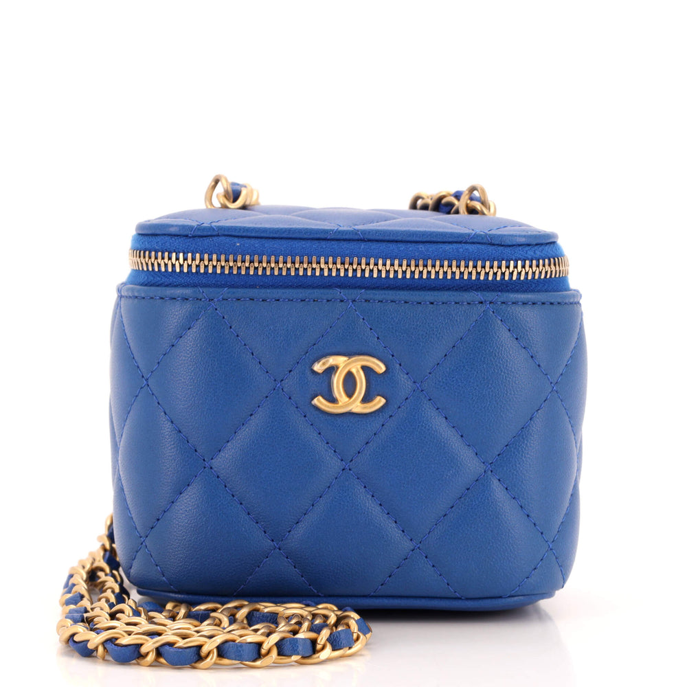 CHANEL Pearl Crush Vanity Case with Chain Quilted Lambskin Mini