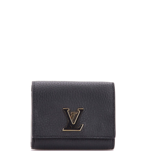 Capucines Wallet Taurillion Leather Tiny