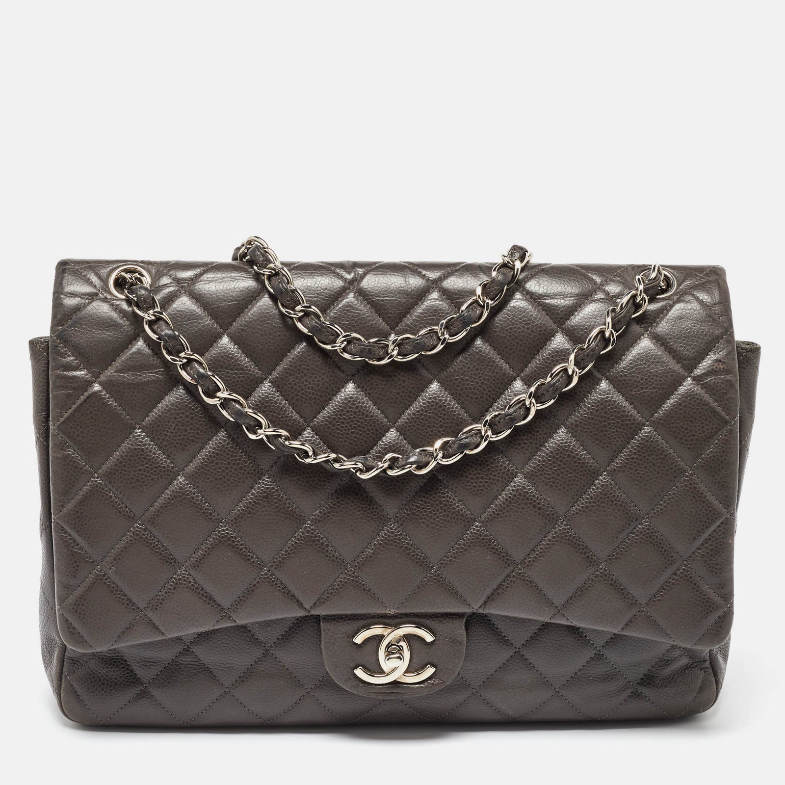 Chanel Sac Maxi Classic à double rabat en cuir caviar matelassé gris