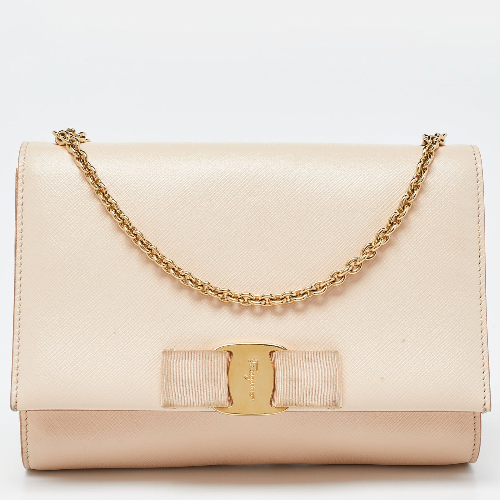 Salvatore Ferragamo Peach Leather Vara Bow Chain Bag