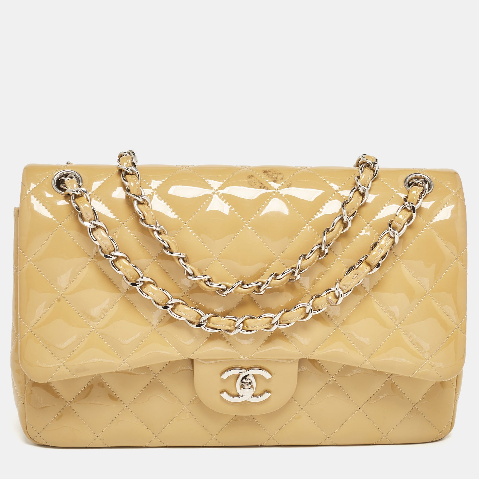 Chanel Sac à rabat double classique en cuir verni matelassé crème