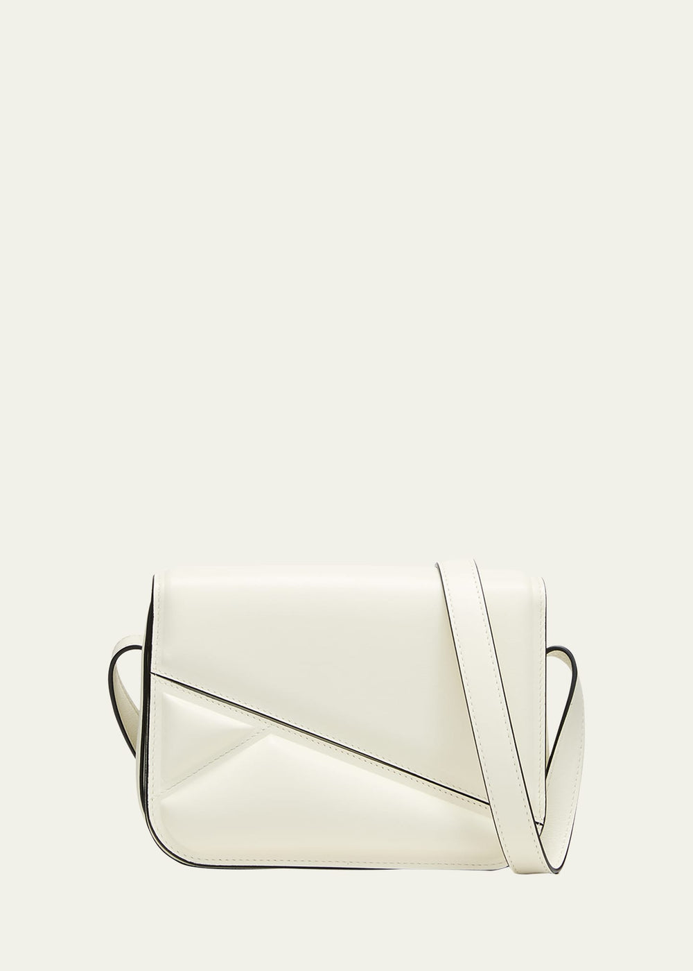 Oscar Medium Trunk Crossbody Bag