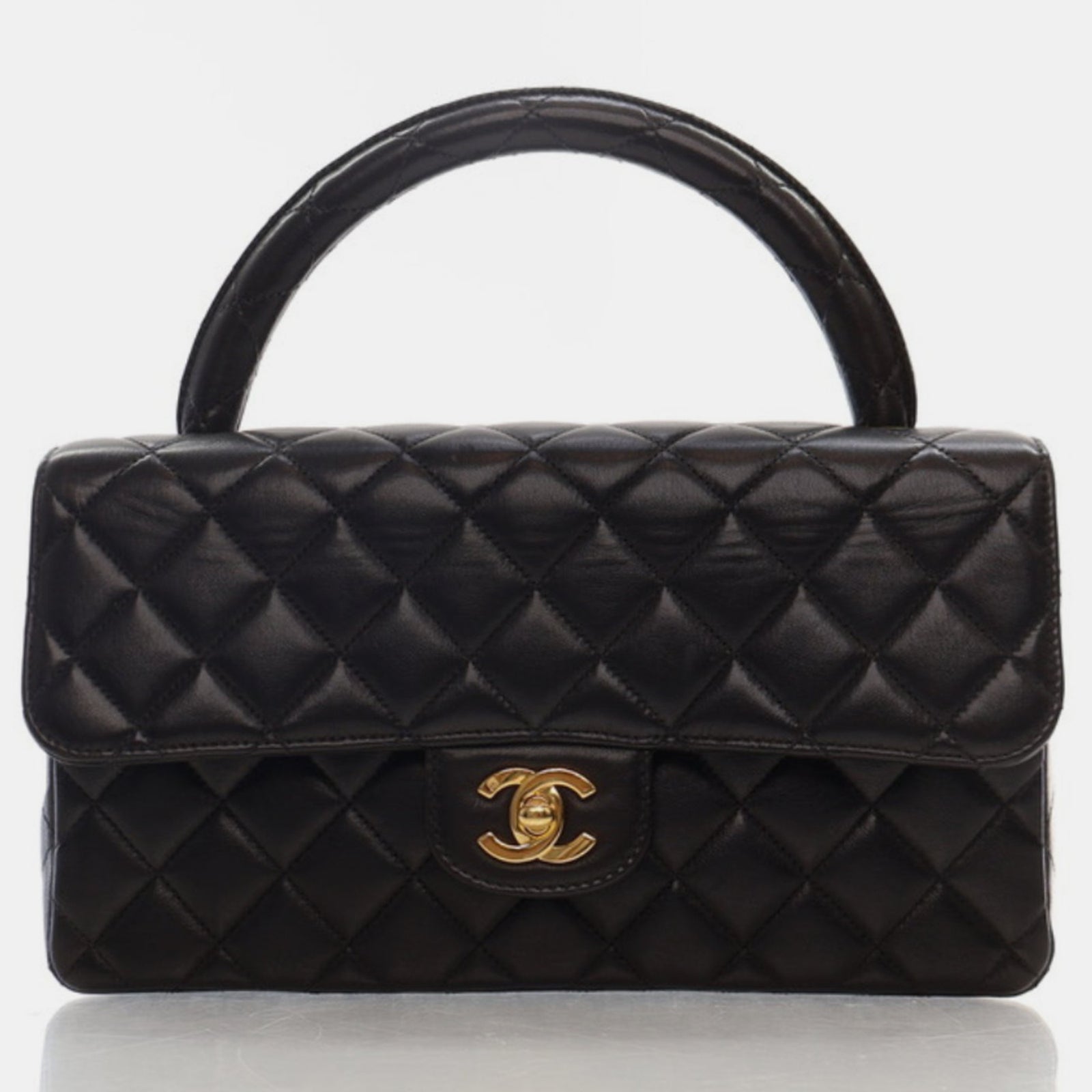 Chanel Sac à rabat Kelly de taille moyenne en cuir d'agneau noir