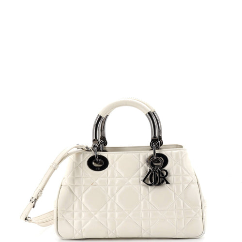 Lady 95.22 Bag Cannage Embossed Leather Medium