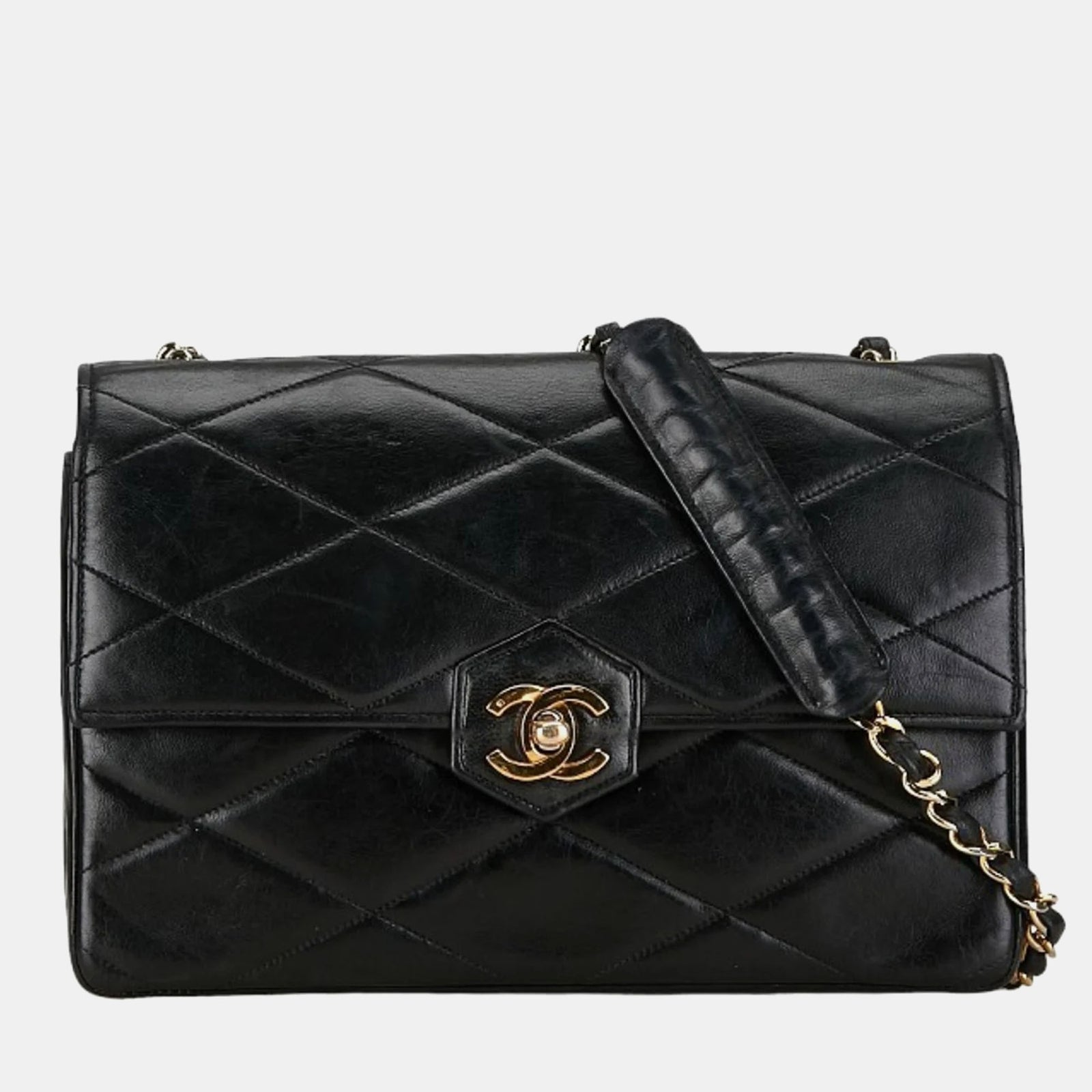 Chanel Sac à rabat en cuir d'agneau matelassé noir à motif losanges