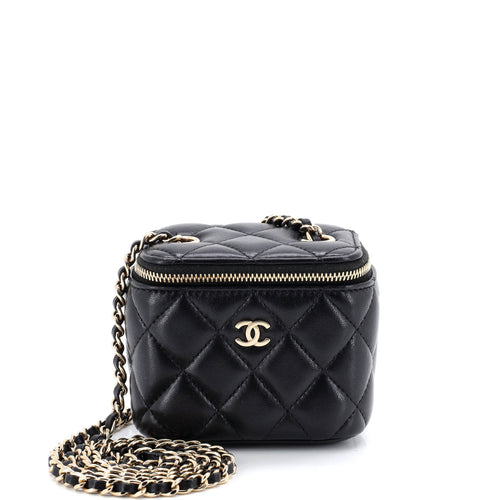 CHANEL Classic Vanity Case with Chain Quilted Lambskin Mini
