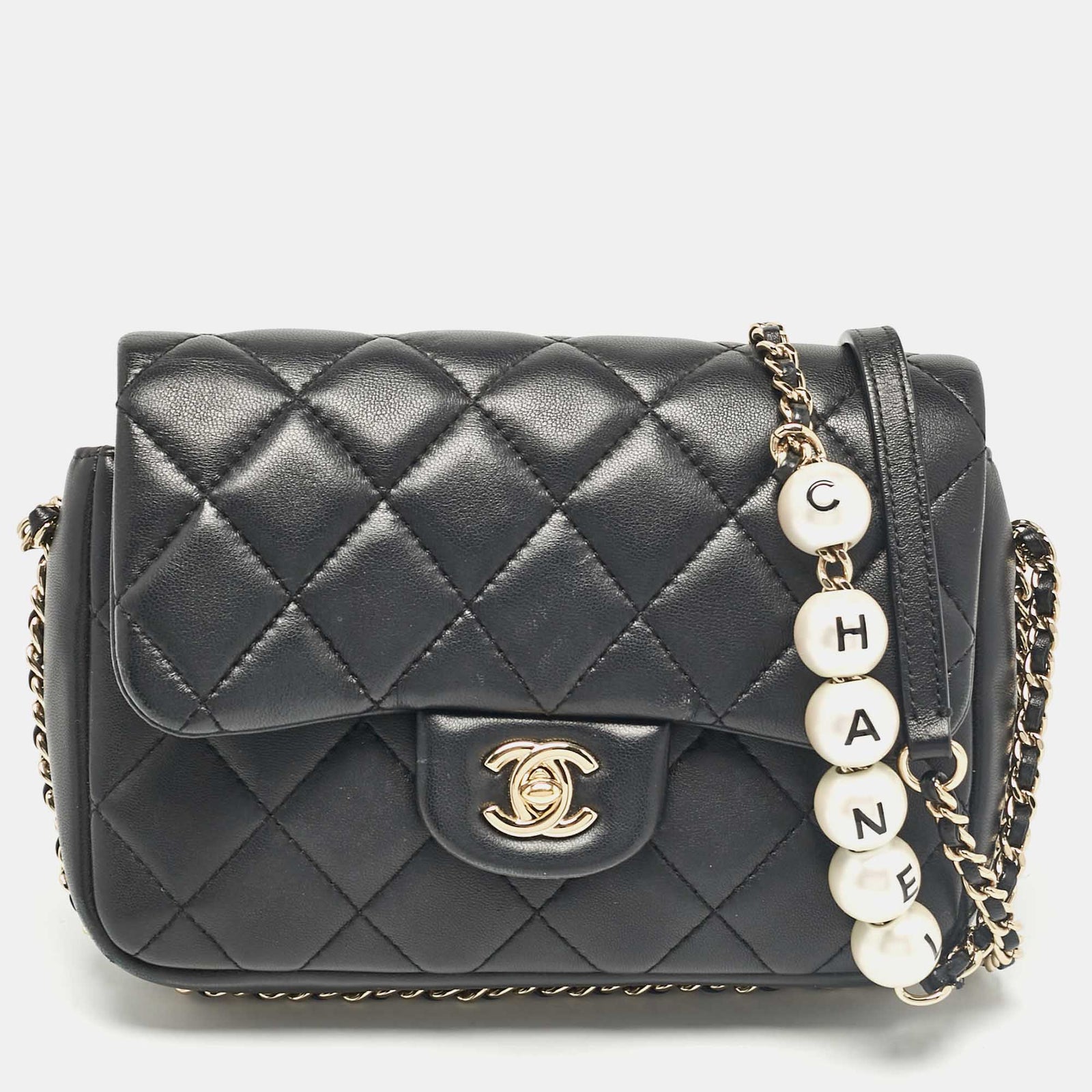 Chanel Schwarze Umhängetasche „My Precious Pearl“ aus gestepptem Leder