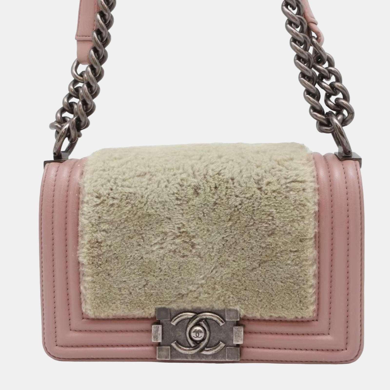 Chanel Schultertasche Boy aus Leder und Lammfell in Rosa/Beige