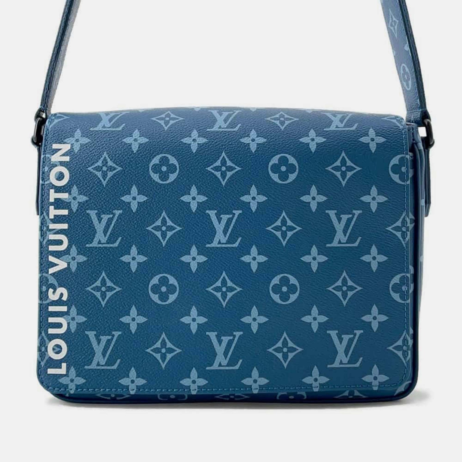 Louis Vuitton Blaue District Tasche PM mit Monogramm