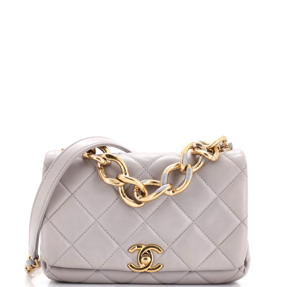 CHANEL Color Match Flap Bag Gestepptes Lammleder Klein