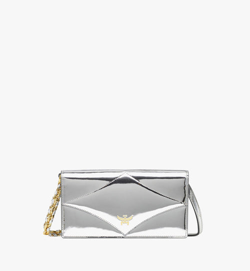 Diamond Chain Wallet In Metallic Mirror Leather