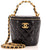 CHANEL Vanity Bucket Bag mit geflochtener Kette und gestepptem Lackleder