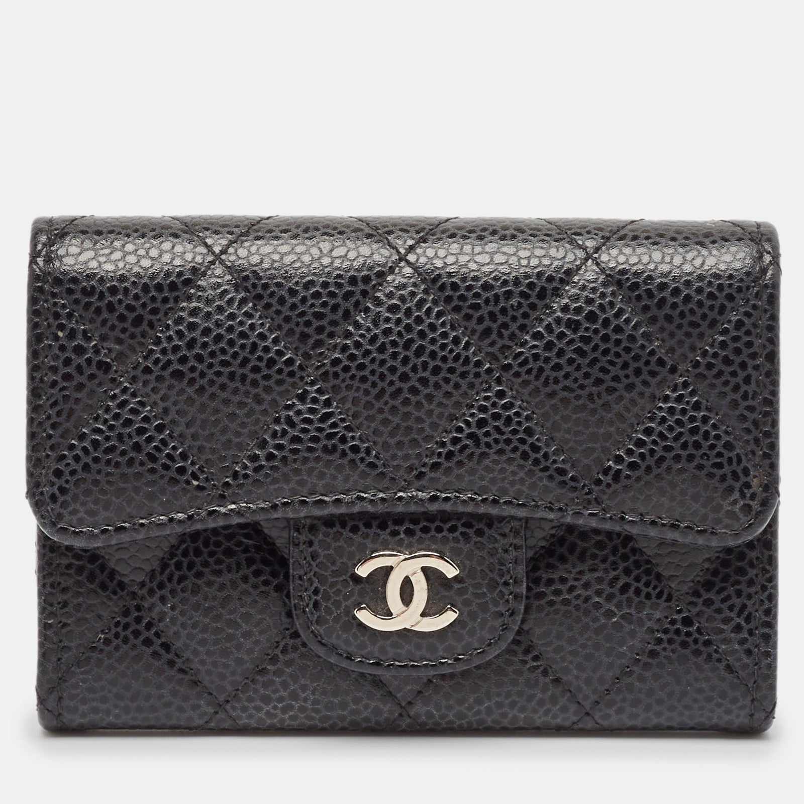 Chanel Schwarzes Kartenetui mit CC-Flap aus Kaviarleder