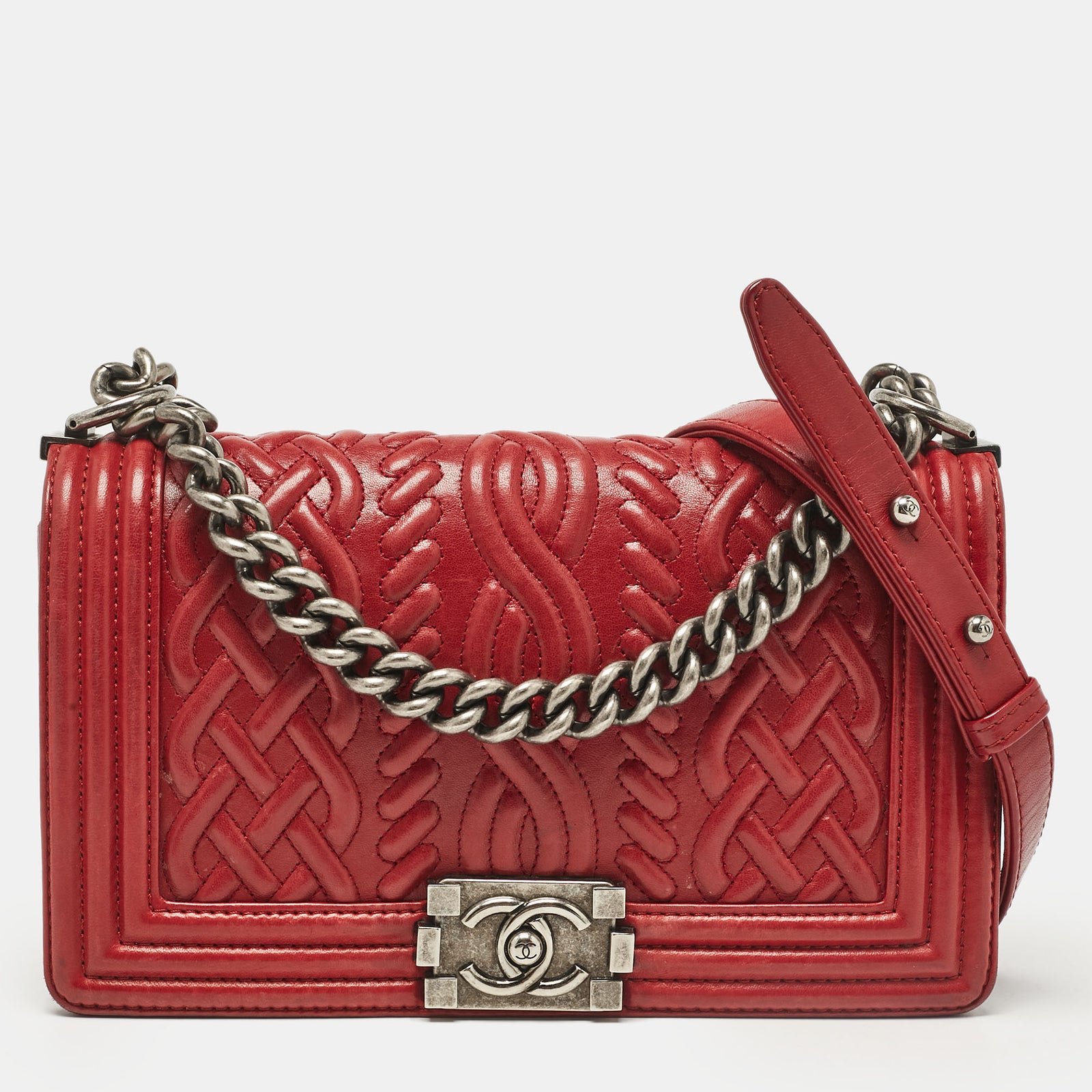 Chanel Rote mittelgroße Paris-Edinburgh Celtic Boy-Tasche aus Leder