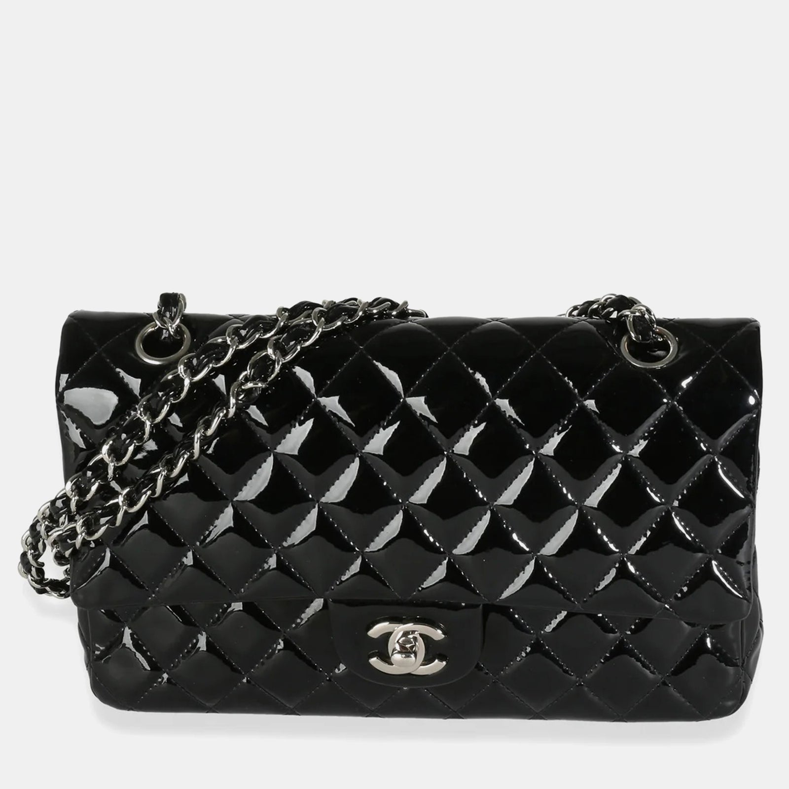 Chanel Klassische mittelgroße Tasche aus gestepptem Lackleder mit Doppelklappe in Schwarz