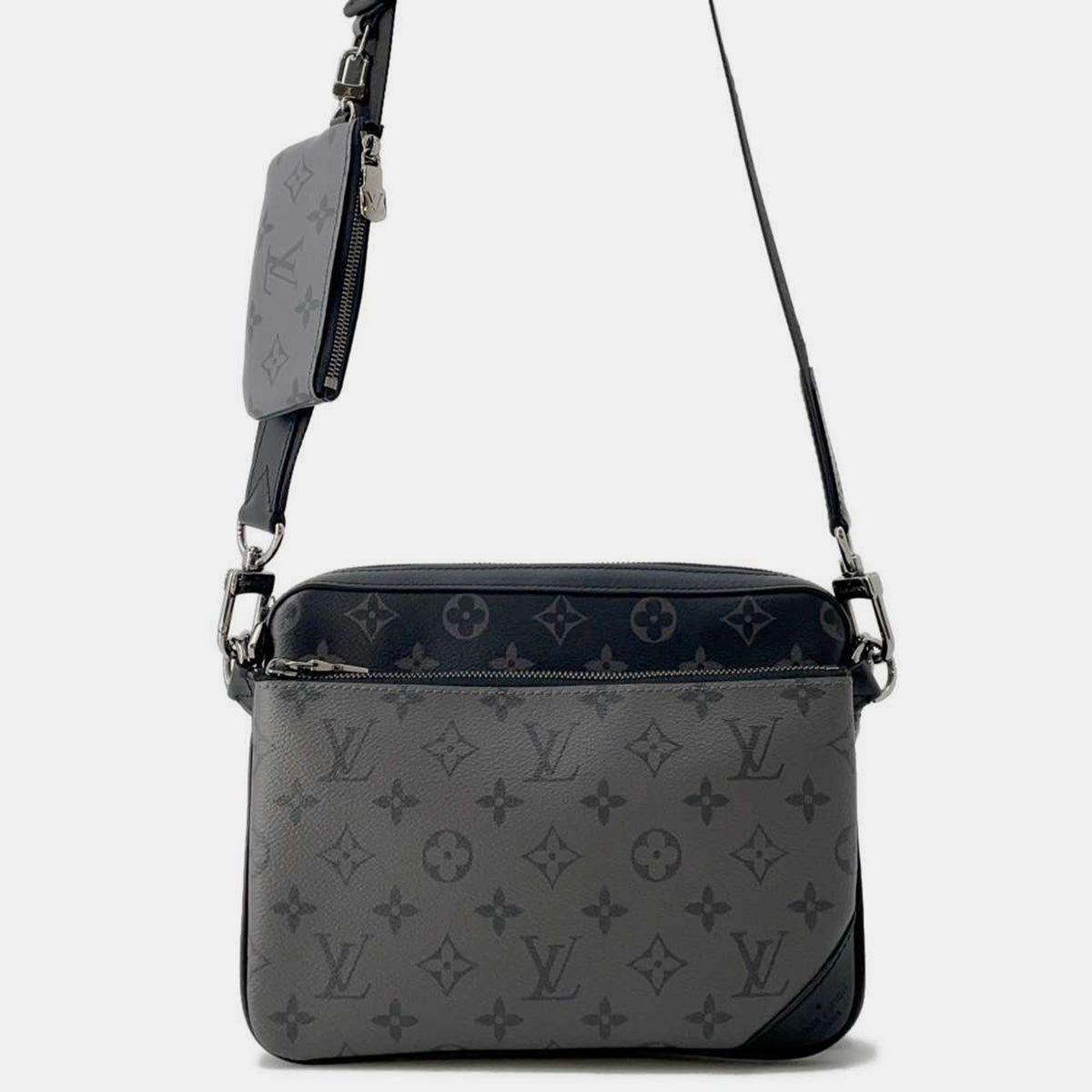 Louis Vuitton Noir Monogram Eclipse Monogram Eclipse Reverse Trio Messenger Bag
