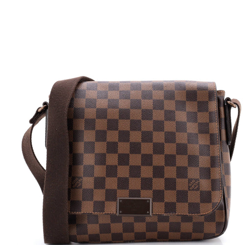 District Messenger Bag Damier PM