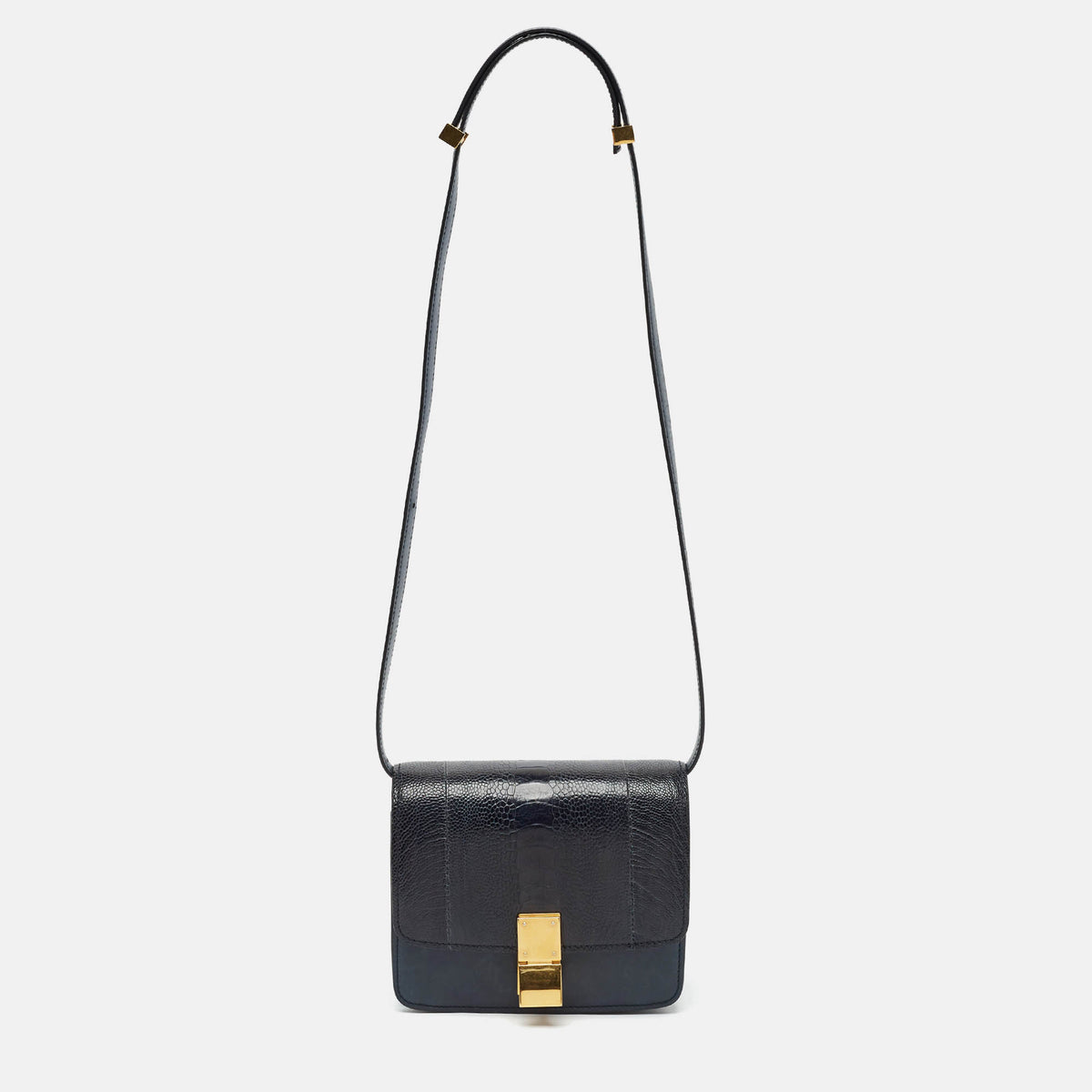 Celine src:http://cdn.theluxurycloset.com/uploads/products/full/luxury-women-celine-used-handbags-p1457034-001.jpg