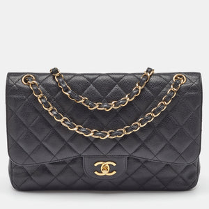 src:http://cdn.theluxurycloset.com/uploads/products/full/luxury-women-chanel-used-handbags-p1186888-007.jpg