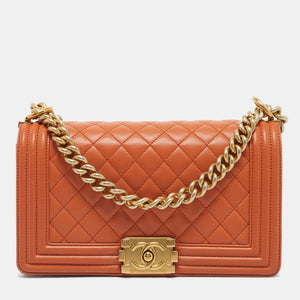 src:http://cdn.theluxurycloset.com/uploads/products/full/luxury-women-chanel-used-handbags-p1190868-003.jpg