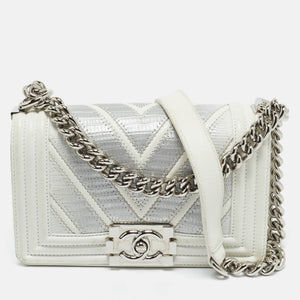 src:http://cdn.theluxurycloset.com/uploads/products/full/luxury-women-chanel-used-handbags-p1217440-012.jpg