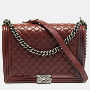 src:http://cdn.theluxurycloset.com/uploads/products/full/luxury-women-chanel-used-handbags-p1275866-001.jpg