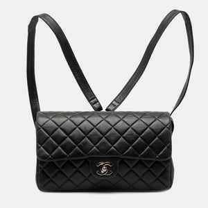 src:http://cdn.theluxurycloset.com/uploads/products/full/luxury-women-chanel-used-handbags-p1295811-004.jpg
