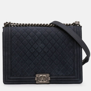 src:http://cdn.theluxurycloset.com/uploads/products/full/luxury-women-chanel-used-handbags-p1323473-003.jpg