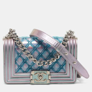 src:http://cdn.theluxurycloset.com/uploads/products/full/luxury-women-chanel-used-handbags-p1342903-001.jpg