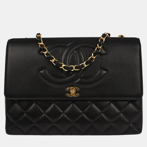 src:http://cdn.theluxurycloset.com/uploads/products/full/luxury-women-chanel-used-handbags-p1347472-007.jpg
