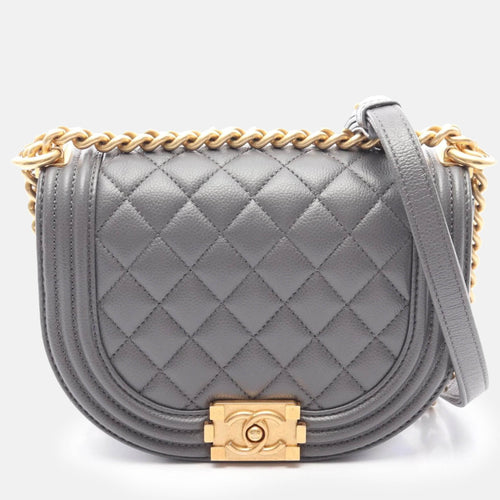 src:http://cdn.theluxurycloset.com/uploads/products/full/luxury-women-chanel-used-handbags-p1363091-003.jpg