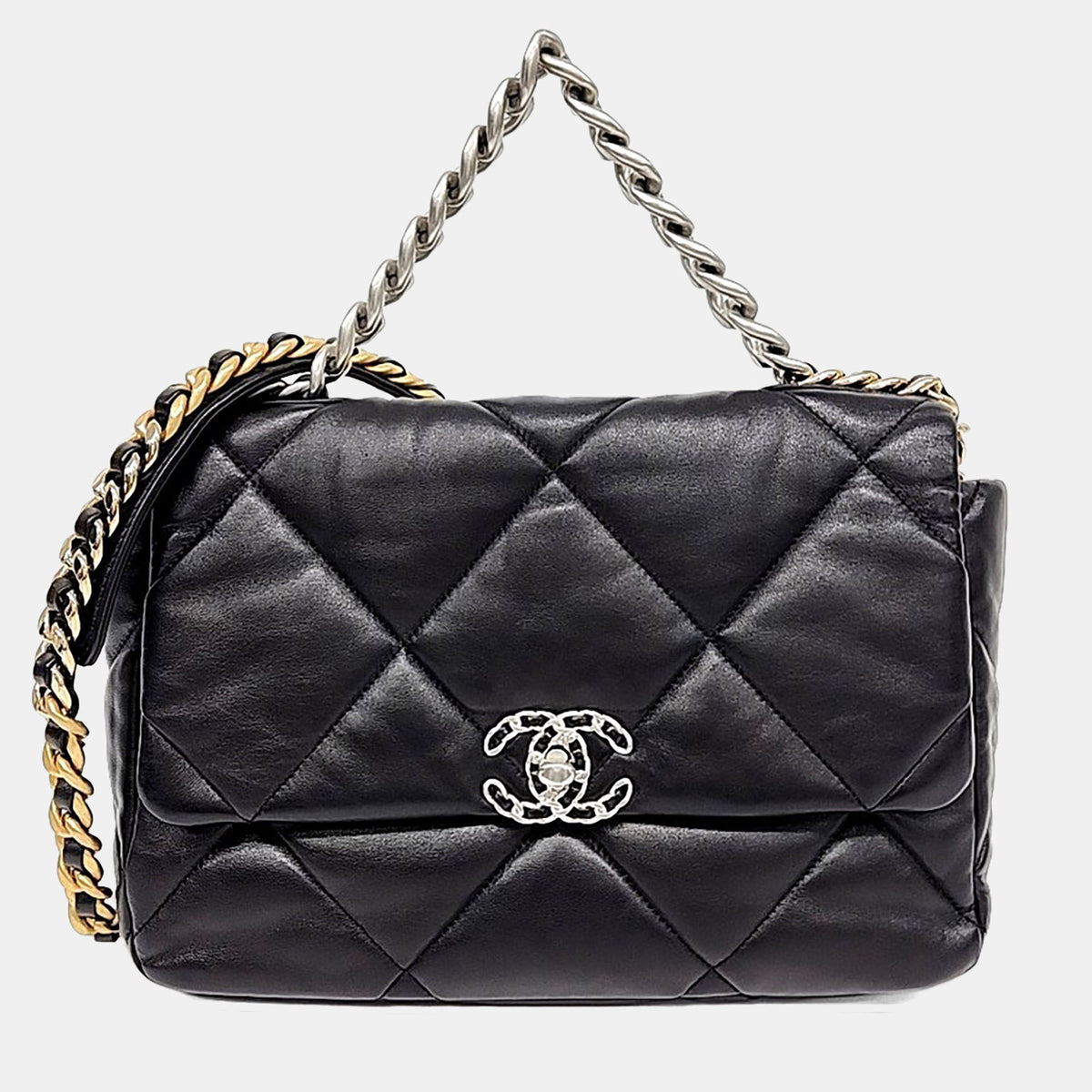 Chanel src:http://cdn.theluxurycloset.com/uploads/products/full/luxury-women-chanel-used-handbags-p1370818-003.jpg