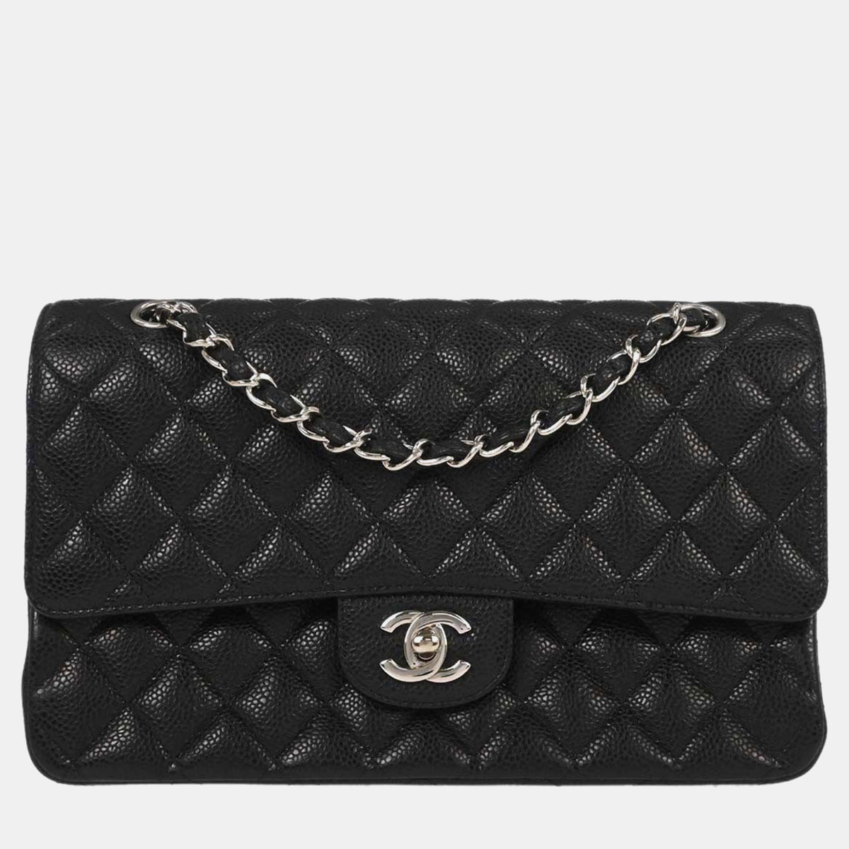 Chanel src:http://cdn.theluxurycloset.com/uploads/products/full/luxury-women-chanel-used-handbags-p1381436-017.jpg