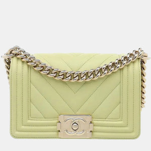 src:http://cdn.theluxurycloset.com/uploads/products/full/luxury-women-chanel-used-handbags-p1383398-002.jpg