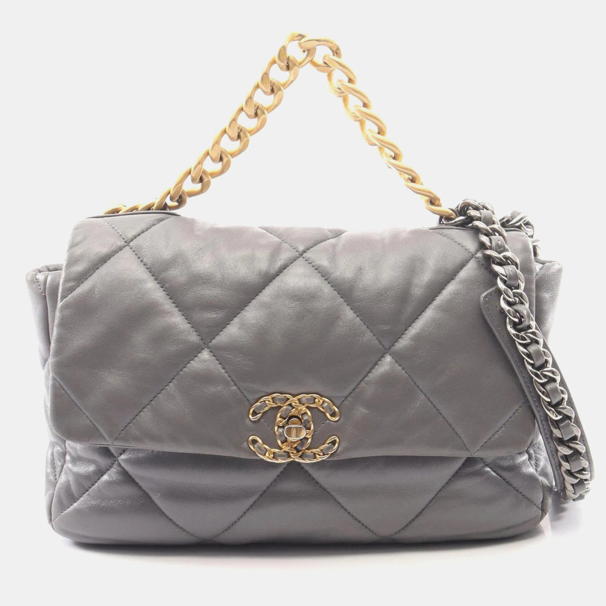Chanel src:http://cdn.theluxurycloset.com/uploads/products/full/luxury-women-chanel-used-handbags-p1383608-001.jpg