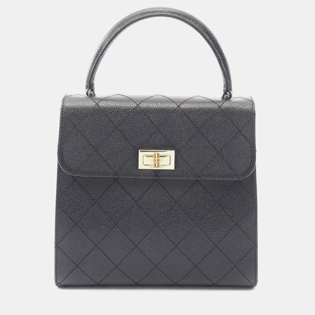 Chanel src:http://cdn.theluxurycloset.com/uploads/products/full/luxury-women-chanel-used-handbags-p1387779-002.jpg