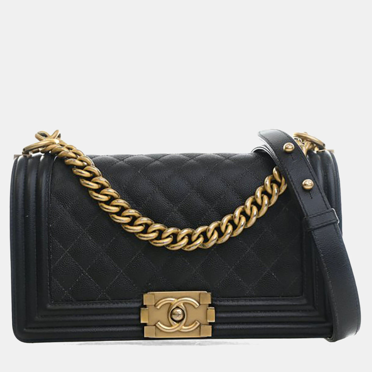 Chanel src:http://cdn.theluxurycloset.com/uploads/products/full/luxury-women-chanel-used-handbags-p1391516-004.jpg