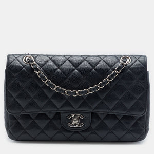 src:http://cdn.theluxurycloset.com/uploads/products/full/luxury-women-chanel-used-handbags-p1394583-006.jpg