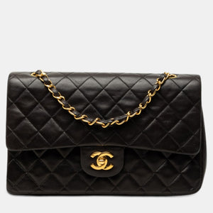 src:http://cdn.theluxurycloset.com/uploads/products/full/luxury-women-chanel-used-handbags-p1395611-001.jpg