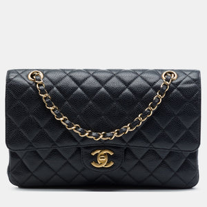 src:http://cdn.theluxurycloset.com/uploads/products/full/luxury-women-chanel-used-handbags-p1396243-003.jpg