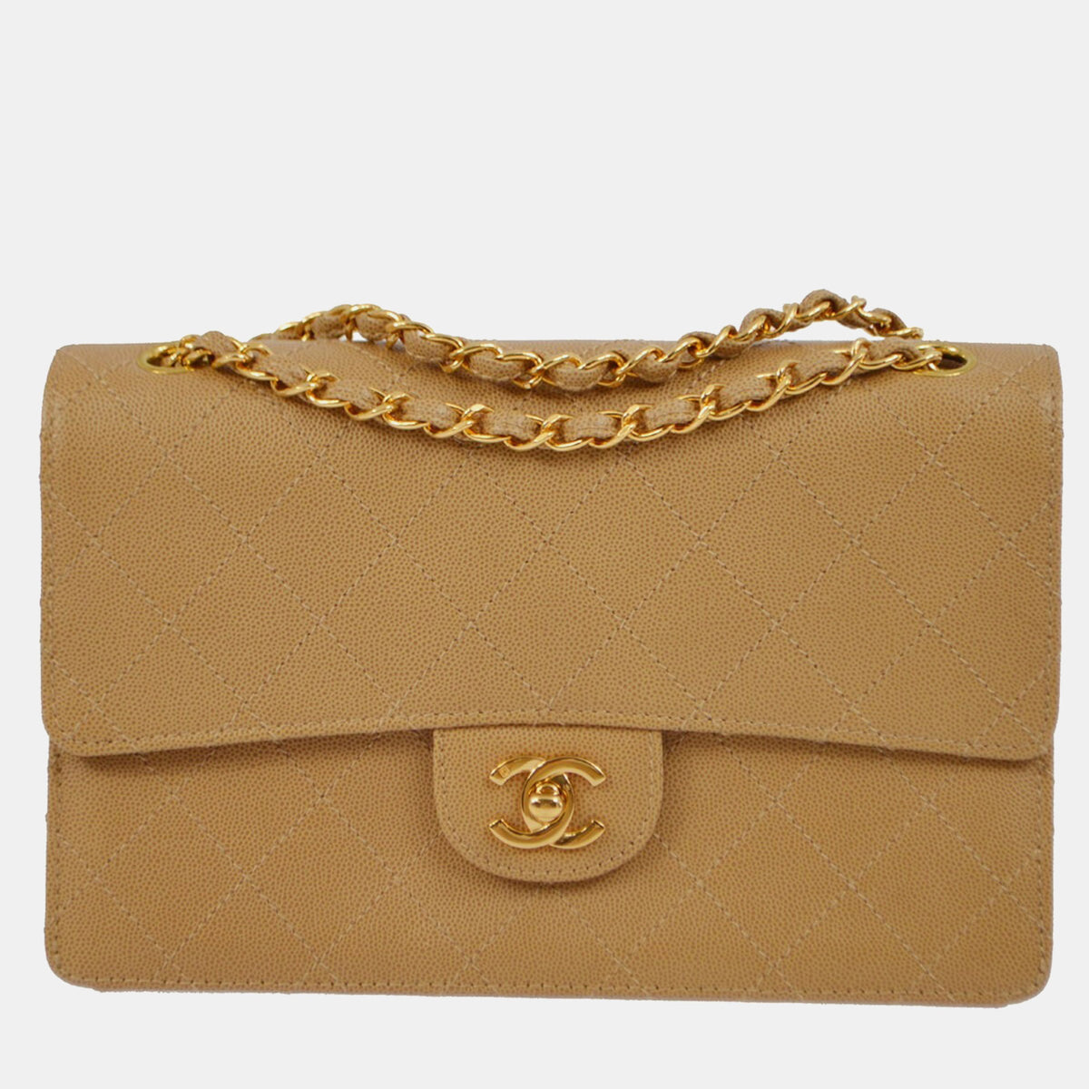 Chanel src:http://cdn.theluxurycloset.com/uploads/products/full/luxury-women-chanel-used-handbags-p1401457-004.jpg