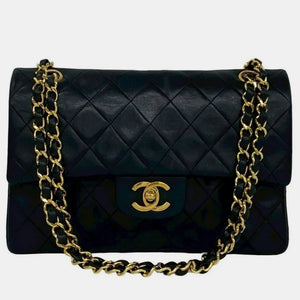 src:http://cdn.theluxurycloset.com/uploads/products/full/luxury-women-chanel-used-handbags-p1408675-019.jpg