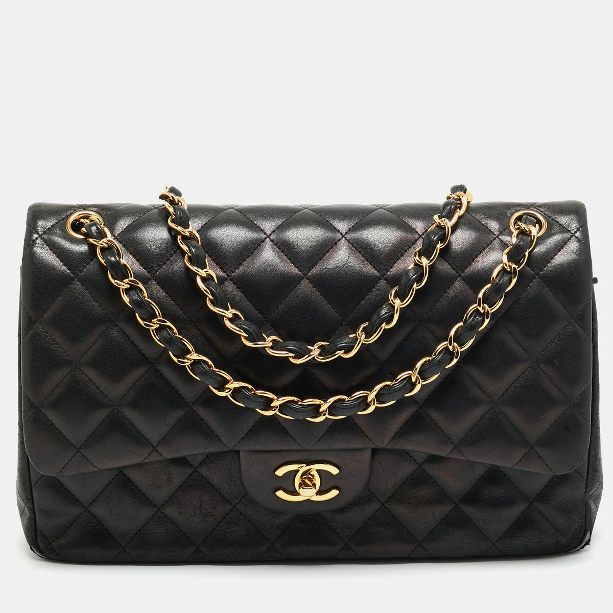 Chanel src:http://cdn.theluxurycloset.com/uploads/products/full/luxury-women-chanel-used-handbags-p1418740-001.jpg