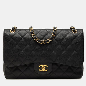 src:http://cdn.theluxurycloset.com/uploads/products/full/luxury-women-chanel-used-handbags-p1420019-001.jpg