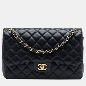 src:http://cdn.theluxurycloset.com/uploads/products/full/luxury-women-chanel-used-handbags-p1421276-003.jpg